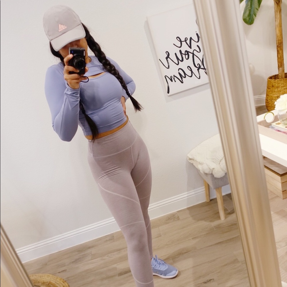 ISO! Alphalete Leggings - Picture 6 of 6